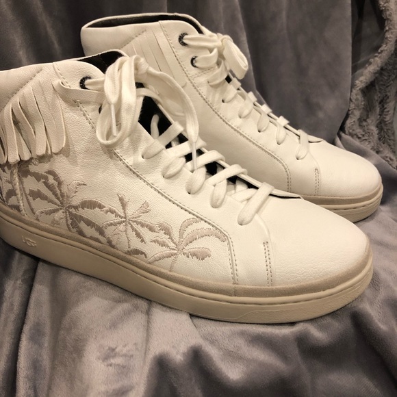 UGG Other - UGG NWOT Cali Sneaker High Fringe Palms🏝